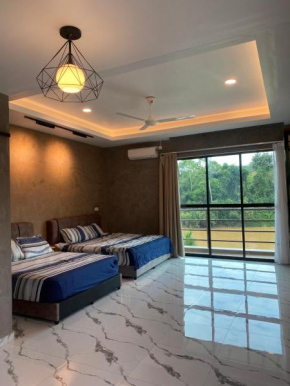 Lipis Riverfront Resort